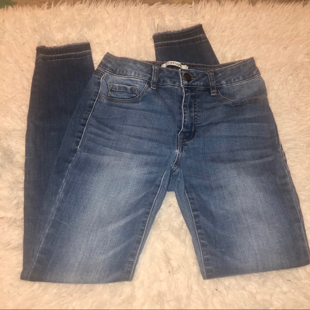 Refuge Blue Jeans